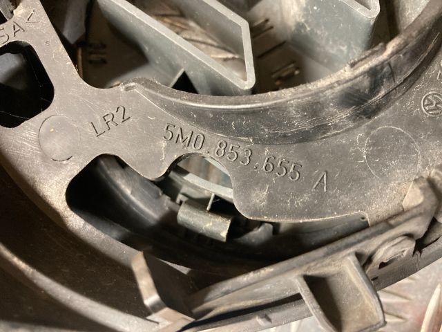 bontott VW GOLF PLUS Hűtőrács