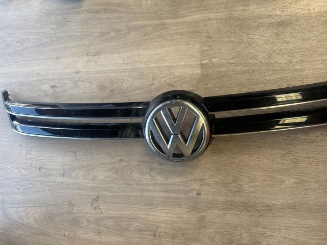 bontott VW GOLF PLUS Hűtőrács