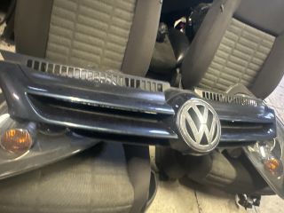 bontott VW GOLF PLUS Hűtőrács
