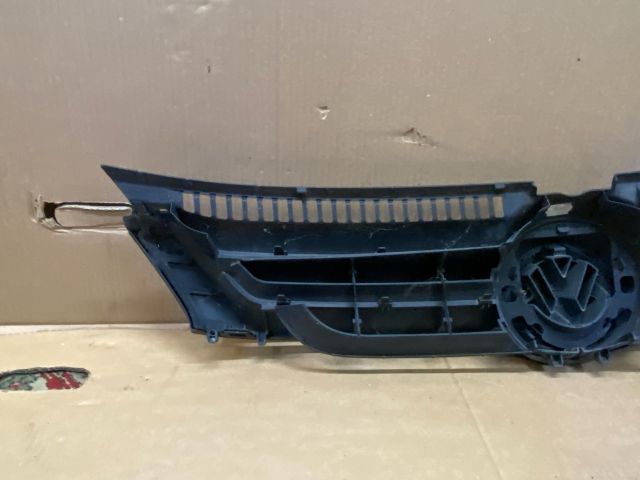 bontott VW GOLF PLUS Hűtőrács