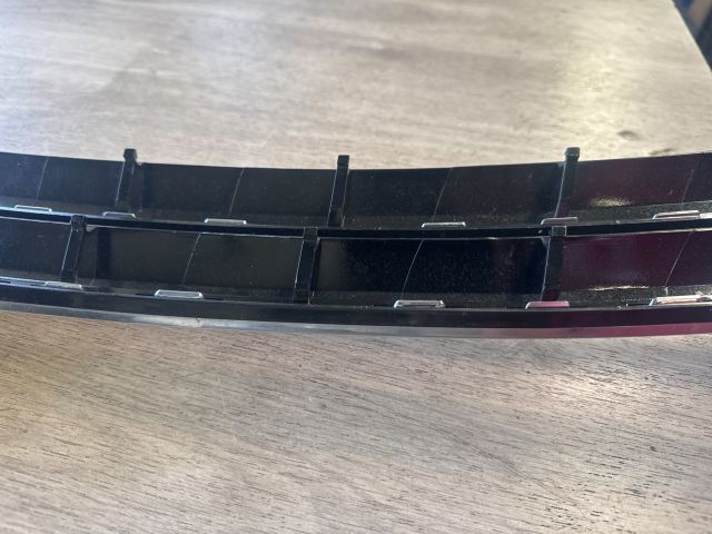 bontott VW GOLF PLUS Hűtőrács