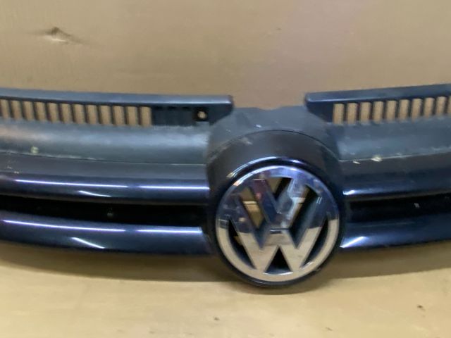 bontott VW GOLF PLUS Hűtőrács