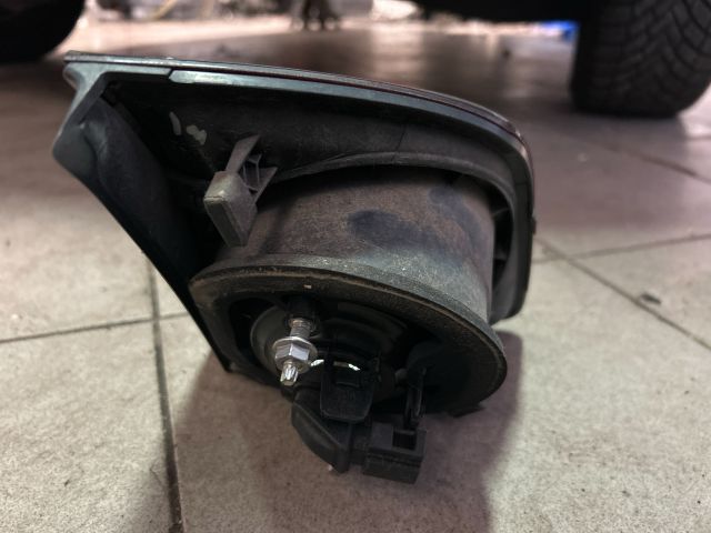 bontott VW GOLF PLUS Jobb Belső Hátsó Lámpa