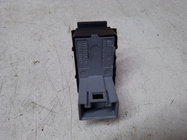bontott VW GOLF PLUS Jobb első Ablakemelő Kapcsoló