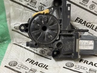 bontott VW GOLF PLUS Jobb első Ablakemelő Motor