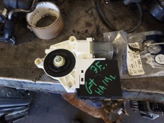 bontott VW GOLF PLUS Jobb első Ablakemelő Motor