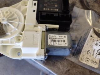 bontott VW GOLF PLUS Jobb első Ablakemelő Motor