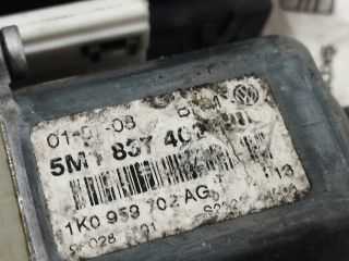 bontott VW GOLF PLUS Jobb első Ablakemelő Motor