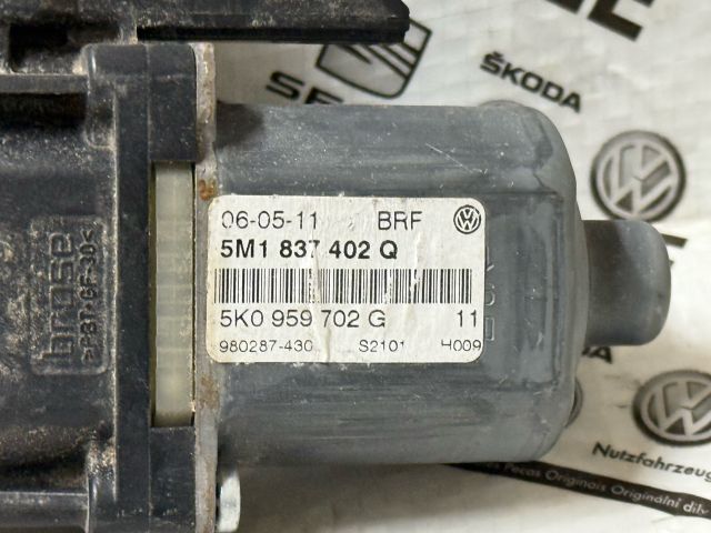 bontott VW GOLF PLUS Jobb első Ablakemelő Motor