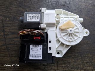 bontott VW GOLF PLUS Jobb első Ablakemelő Motor