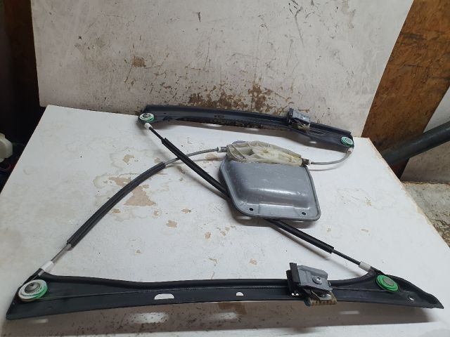 bontott VW GOLF PLUS Jobb első Ablakemelő Szerkezet (Elektromos)