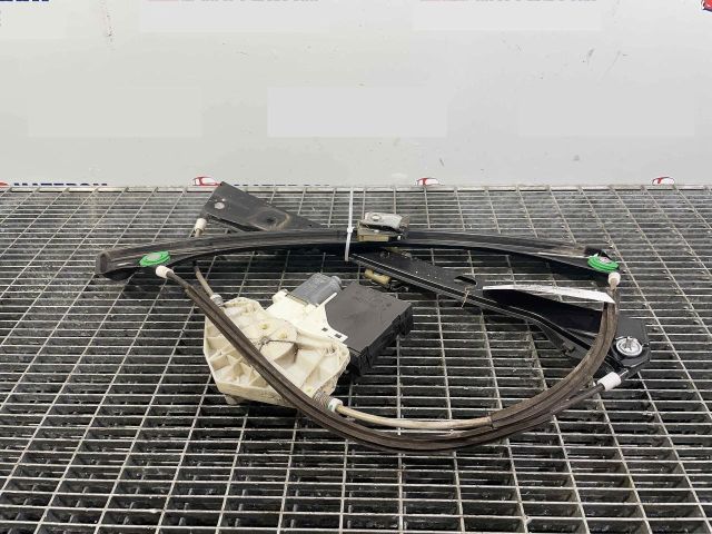 bontott VW GOLF PLUS Jobb első Ablakemelő Szerkezet (Elektromos)