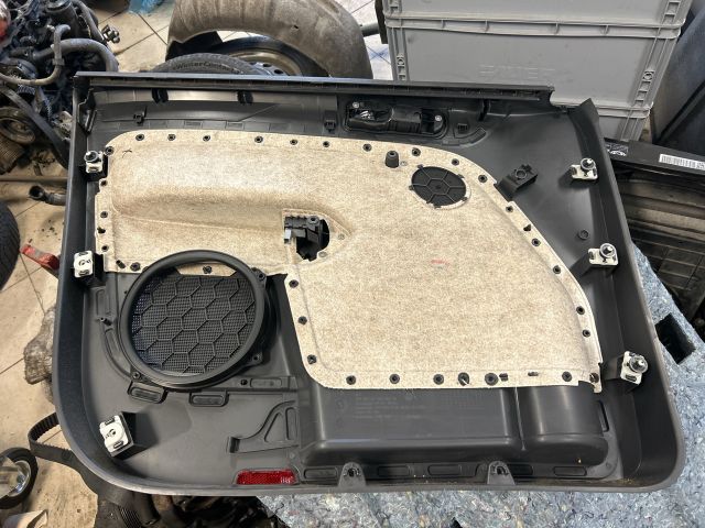 bontott VW GOLF PLUS Jobb első Ajtó Kárpit