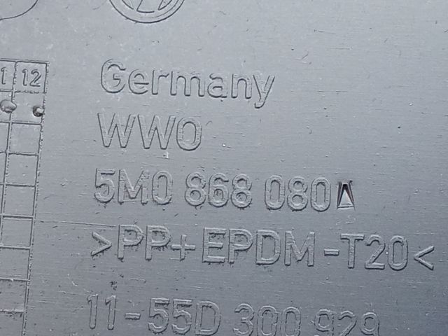 bontott VW GOLF PLUS Jobb első Ajtó Kárpit