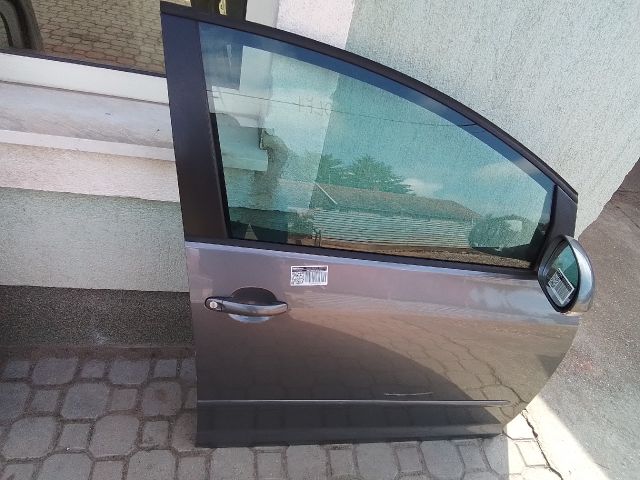 bontott VW GOLF PLUS Jobb első Ajtó (Részeivel)