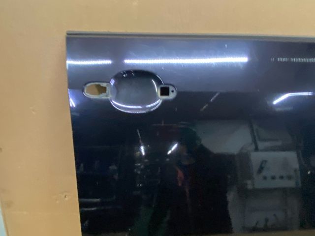 bontott VW GOLF PLUS Jobb első Ajtó (Üres lemez)