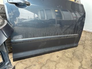 bontott VW GOLF PLUS Jobb első Ajtó (Üres lemez)