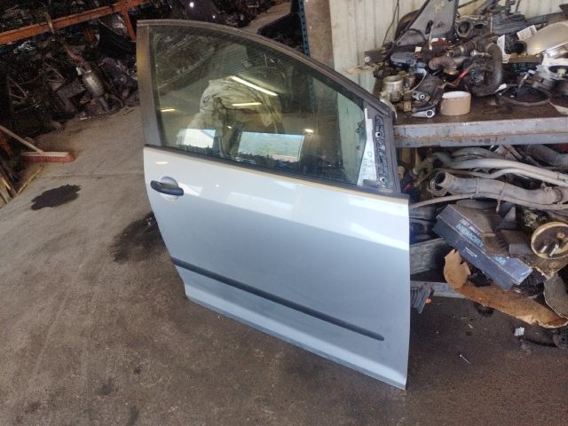 bontott VW GOLF PLUS Jobb első Ajtó (Üres lemez)