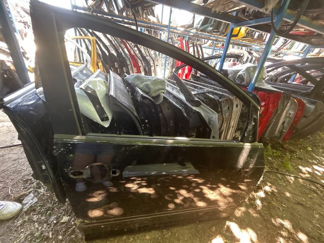 bontott VW GOLF PLUS Jobb első Ajtó (Üres lemez)