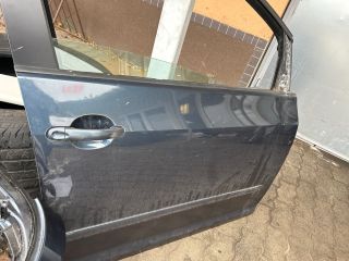 bontott VW GOLF PLUS Jobb első Ajtó (Üres lemez)