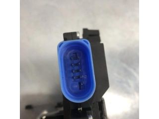 bontott VW GOLF PLUS Jobb első Ajtózár