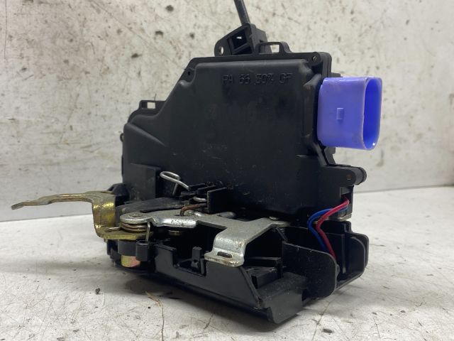 bontott VW GOLF PLUS Jobb első Ajtózár