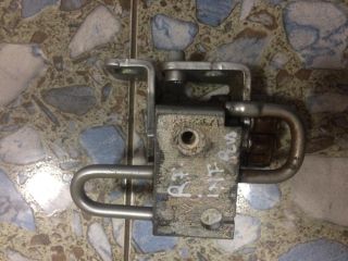 bontott VW GOLF PLUS Jobb első Alsó Zsanér