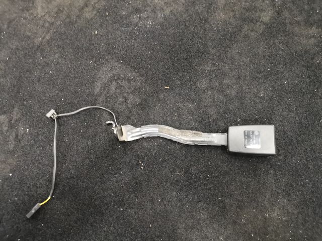 bontott VW GOLF PLUS Jobb első Biztonsági Öv Csat