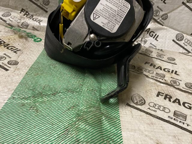 bontott VW GOLF PLUS Jobb első Biztonsági Öv