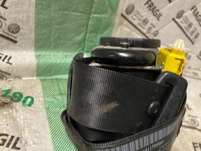 bontott VW GOLF PLUS Jobb első Biztonsági Öv