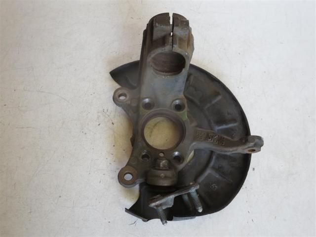 bontott VW GOLF PLUS Jobb első Csonkállvány Kerékaggyal