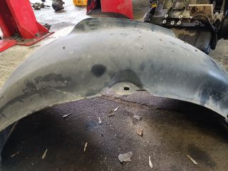 bontott VW GOLF PLUS Jobb első Első Dobbetét (Kerékjárati, Műanyag)