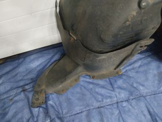 bontott VW GOLF PLUS Jobb első Első Dobbetét (Kerékjárati, Műanyag)