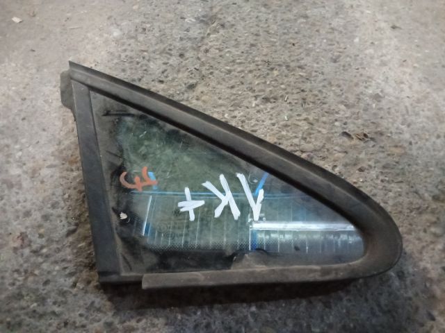 bontott VW GOLF PLUS Jobb első Fixüveg (Ajtóban)