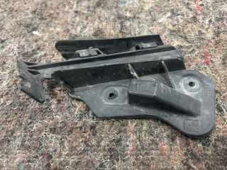 bontott VW GOLF PLUS Jobb első Oldal Lökhárító Tartó (Műanyag)