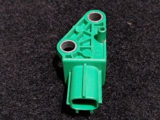 bontott VW GOLF PLUS Jobb első Oldal Ütközés Érzékelő