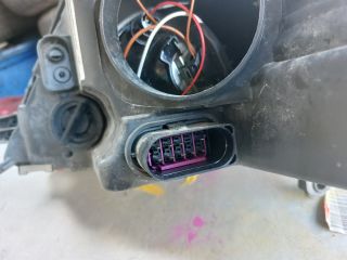 bontott VW GOLF PLUS Jobb Fényszóró