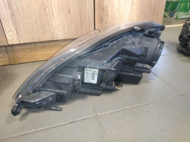 bontott VW GOLF PLUS Jobb Fényszóró