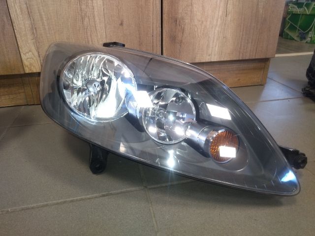 bontott VW GOLF PLUS Jobb Fényszóró