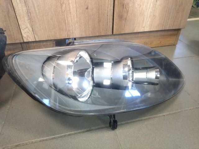 bontott VW GOLF PLUS Jobb Fényszóró