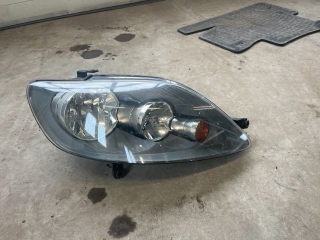 bontott VW GOLF PLUS Jobb Fényszóró