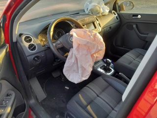 bontott VW GOLF PLUS Jobb Fényszórómosó Fedél