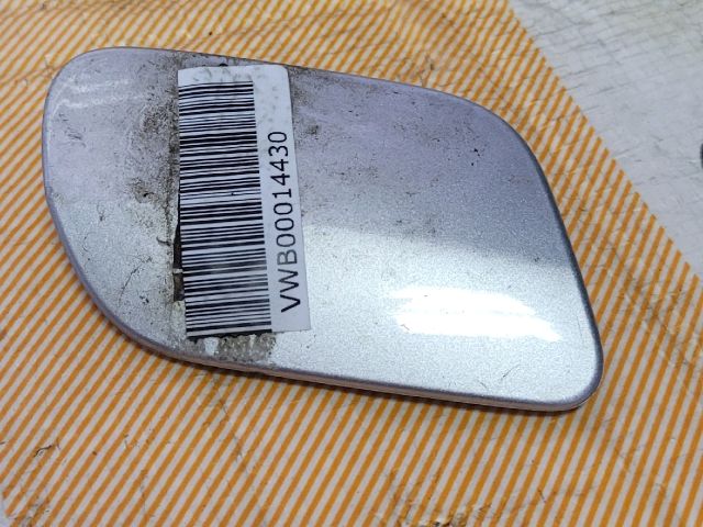 bontott VW GOLF PLUS Jobb Fényszórómosó Fedél