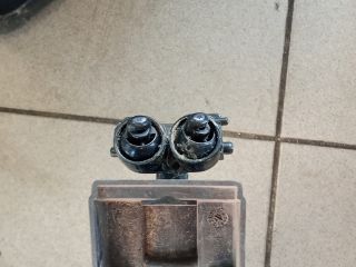 bontott VW GOLF PLUS Jobb Fényszórómosó Fúvóka