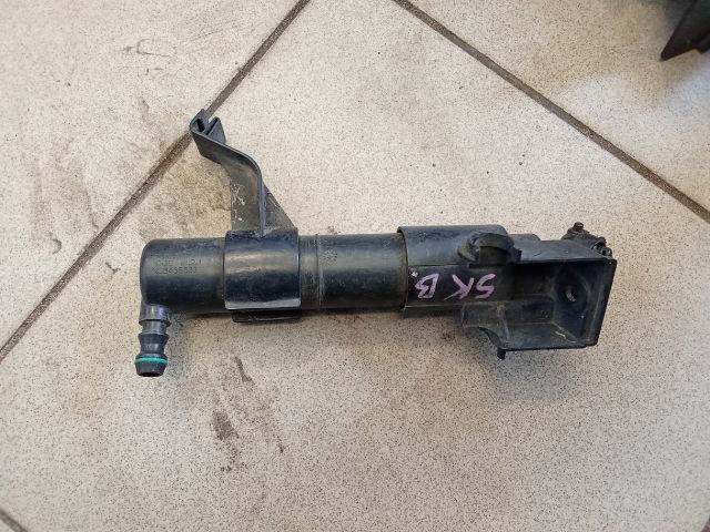 bontott VW GOLF PLUS Jobb Fényszórómosó Fúvóka