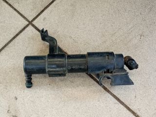 bontott VW GOLF PLUS Jobb Fényszórómosó Fúvóka