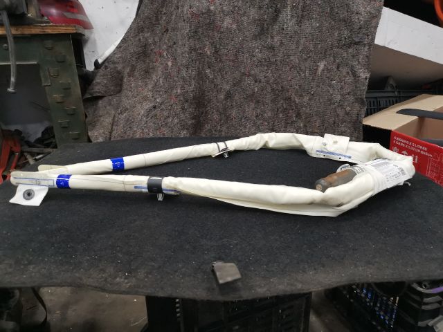 bontott VW GOLF PLUS Jobb Függönylégzsák és Oldallégzsák