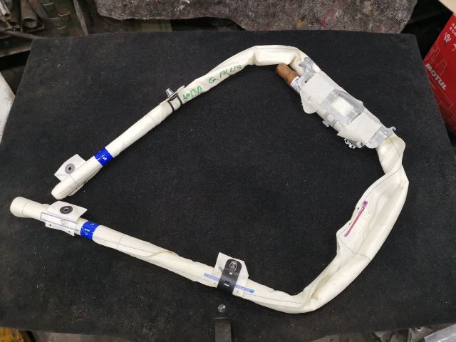 bontott VW GOLF PLUS Jobb Függönylégzsák és Oldallégzsák