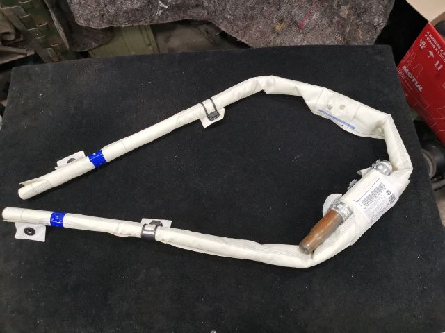 bontott VW GOLF PLUS Jobb Függönylégzsák és Oldallégzsák