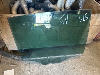 bontott VW GOLF PLUS Jobb hátsó Ablak